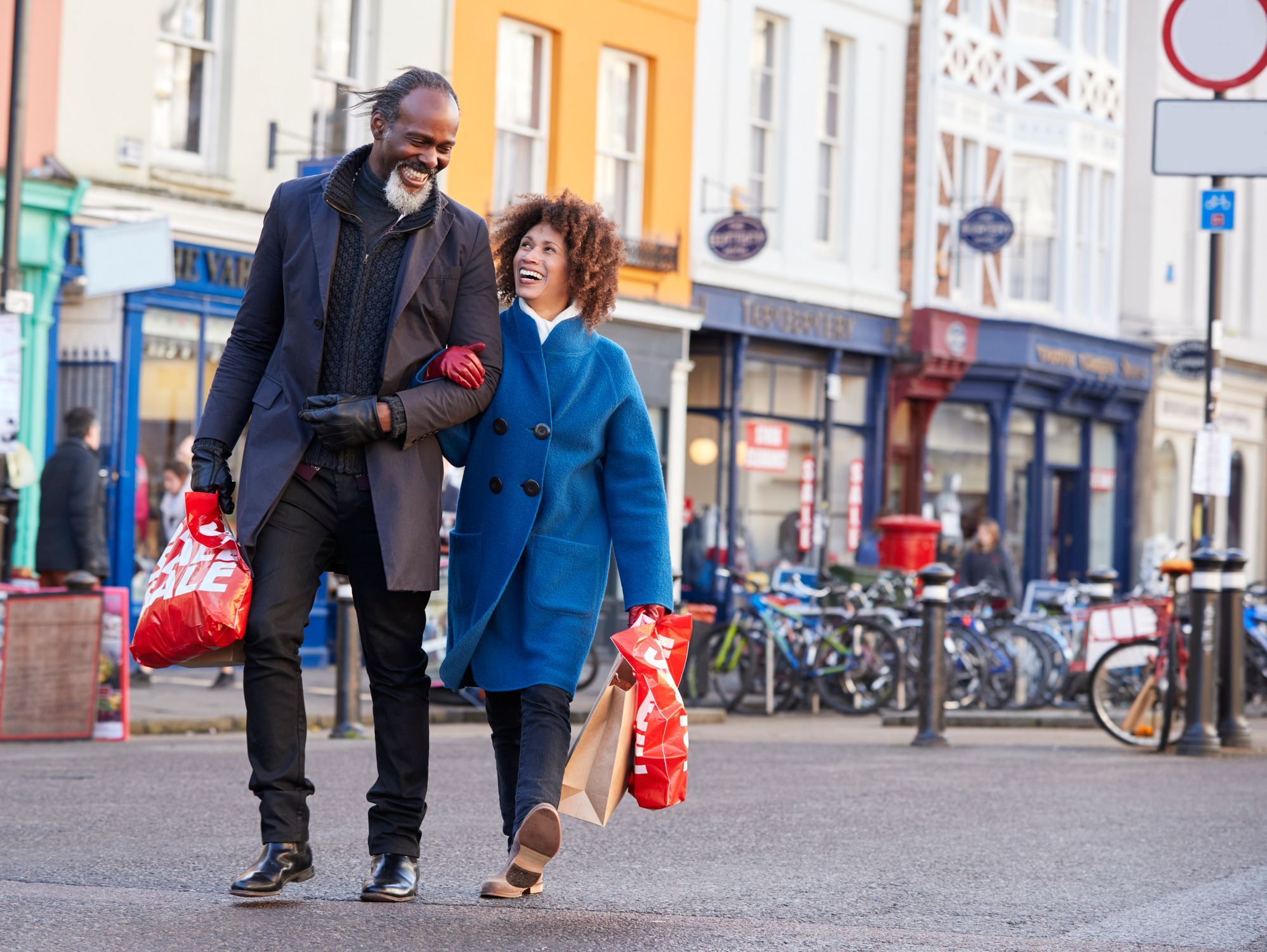 2022_EYA_Older Couple Walking in City
