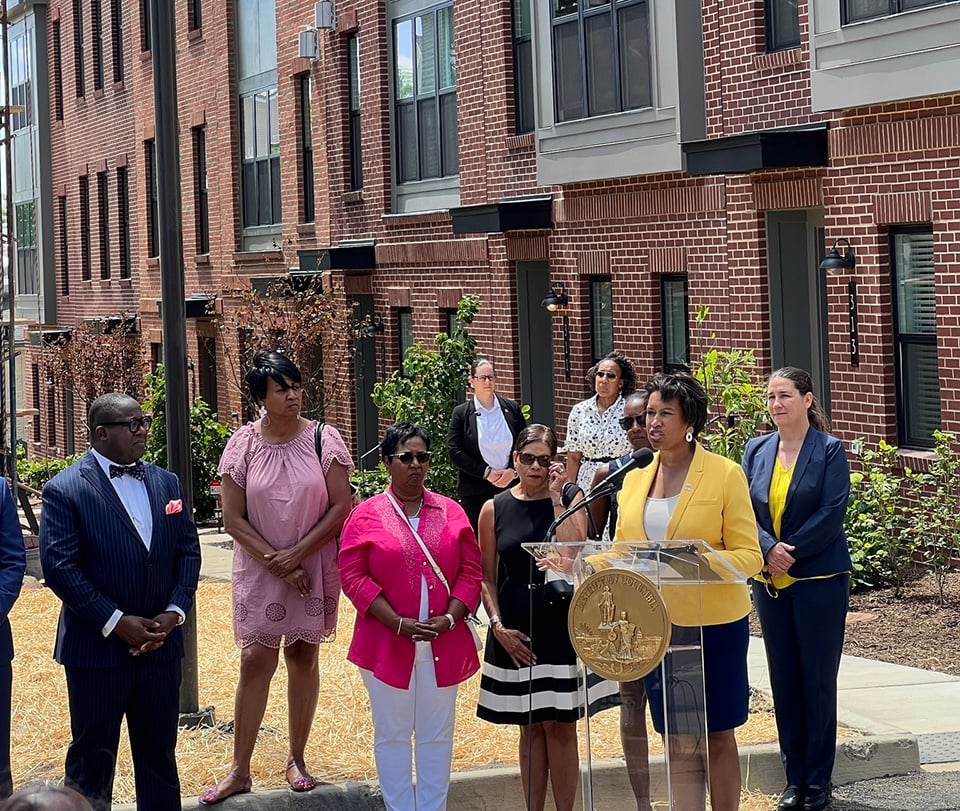 RPP Ribbon Cutting Mayor