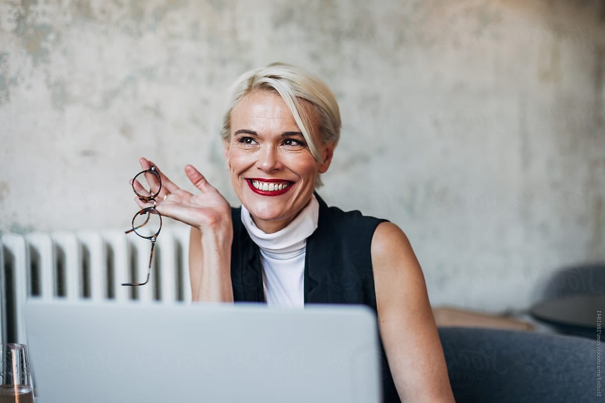 woman-smiling