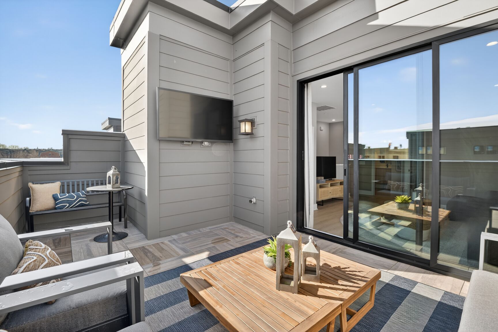 coltrane w elevator (3)